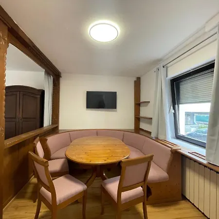 Auerhahn * Vöcklabruck